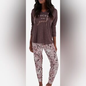 Danskin Sleep set Hoodie and pants NWT Medium